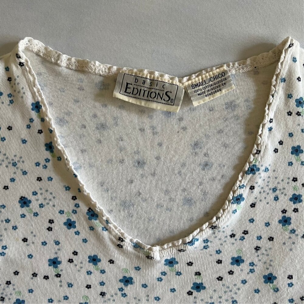 Basic Editions Ribbed White & Blue Flower Lace Trim Baby Tee - Picture 3 of 6